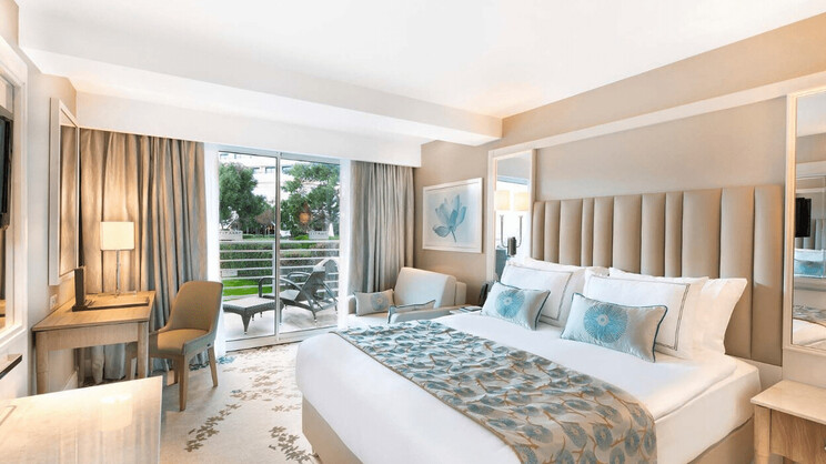 Annex Standard Garden Room 